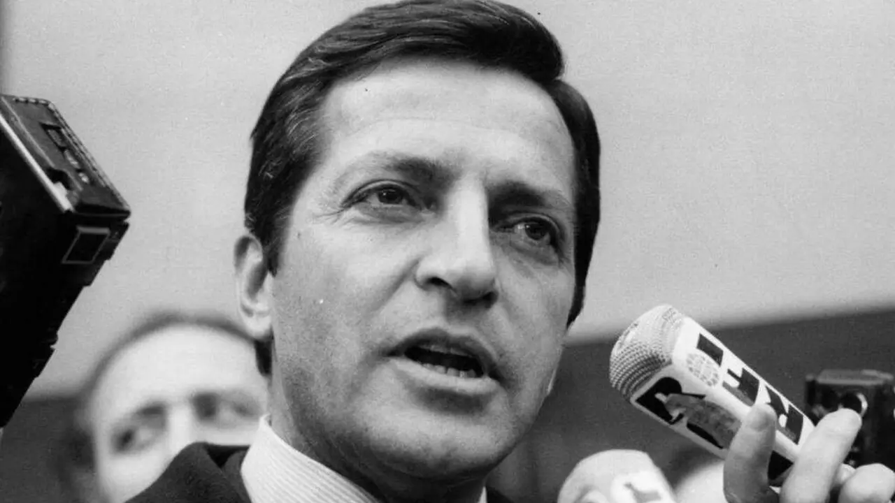 Una denuncia apunta presuntos abusos sexuales de Adolfo Su&aacute;rez entre 1982 y 1985.