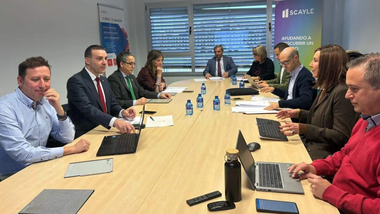 Reuni&oacute;n del patronato de la Fundaci&oacute;n Centro de Supercomputaci&oacute;n de Castilla y Le&oacute;n presidida por el consejero de Movilidad y Transformaci&oacute;n Digital, Jos&eacute; Luis Sanz Merino, en Le&oacute;n. Foto: Ical