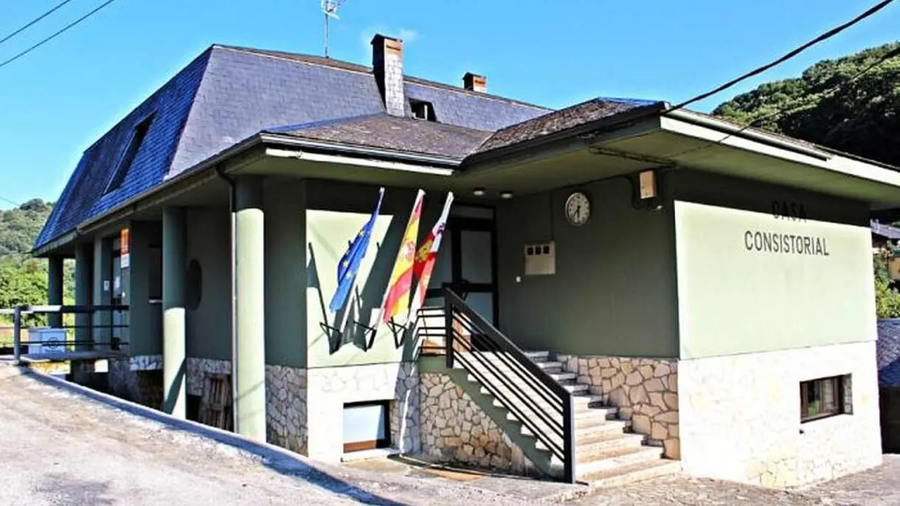 Imagen del Ayuntamiento de la localidad de Barjas.