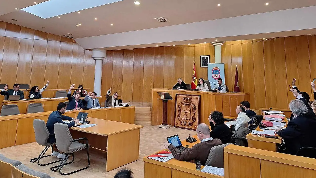 Imagen del pleno del Ayuntamiento de San Andr&eacute;s del Rabanedo.