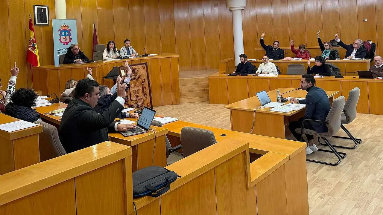 El Ayuntamiento de San Andr&eacute;s del Rabanedo vuelve a cerrar el a&ntilde;o con la tasa de residuos sin actualizar, una situaci&oacute;n que se repite por tercer ejercicio consecutivo y que ya tiene un impacto directo y cuantificable en las arcas municipales: tres millones de euros no ingresados desde 2024.