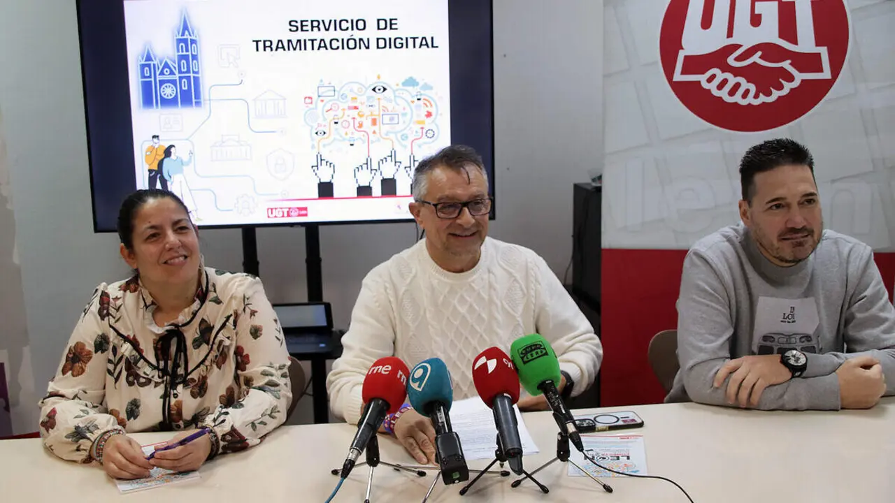 Enrique Reguero &Aacute;lvarez, secretario general provincial de UGT Le&oacute;n, hace balance del a&ntilde;o y presenta el Programa Servicio de Tramitaci&oacute;n Digital firmado con Ayuntamiento de la capital