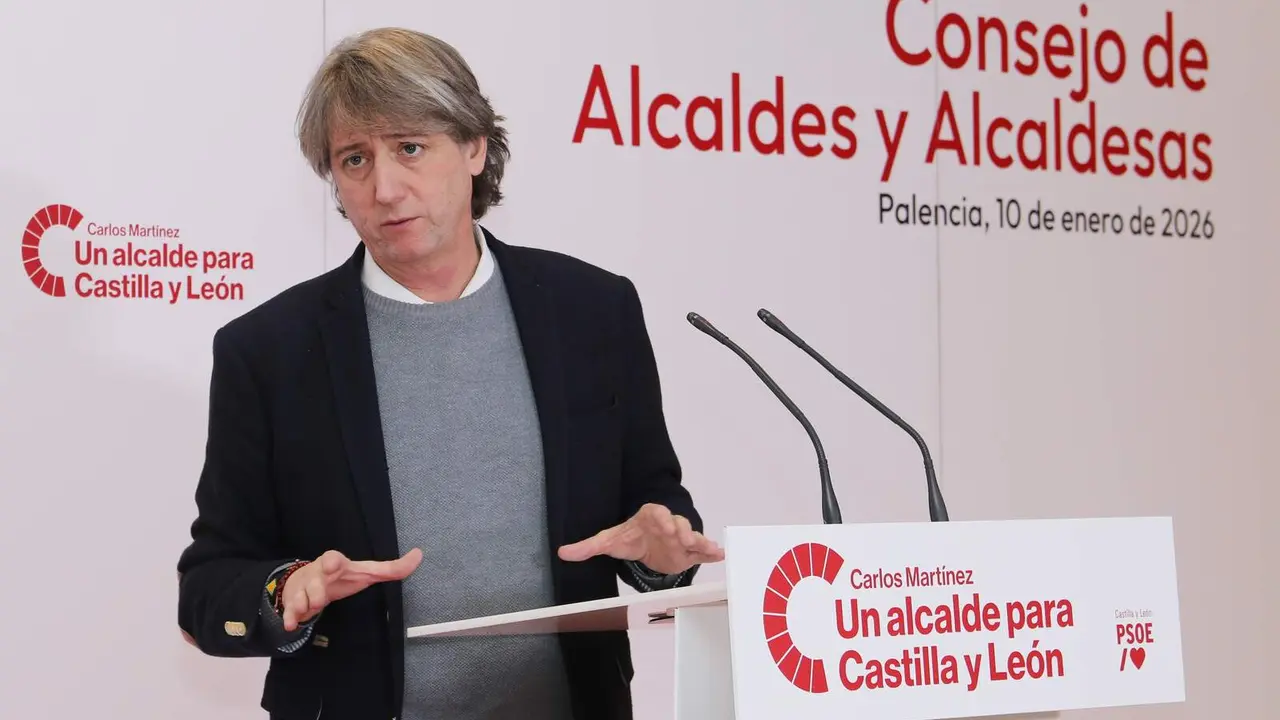 Clausura del consejo de Alcaldes del PSOE de Castilla y Le&oacute;n,  con las intervenci&oacute;nes del secretario de Estado para la Uni&oacute;n Europea, Fernando Sampedro Marcos;  y del secretario general del PSCyL y candidato a la Presidencia de la Junta, Carlos Mart&iacute;nez