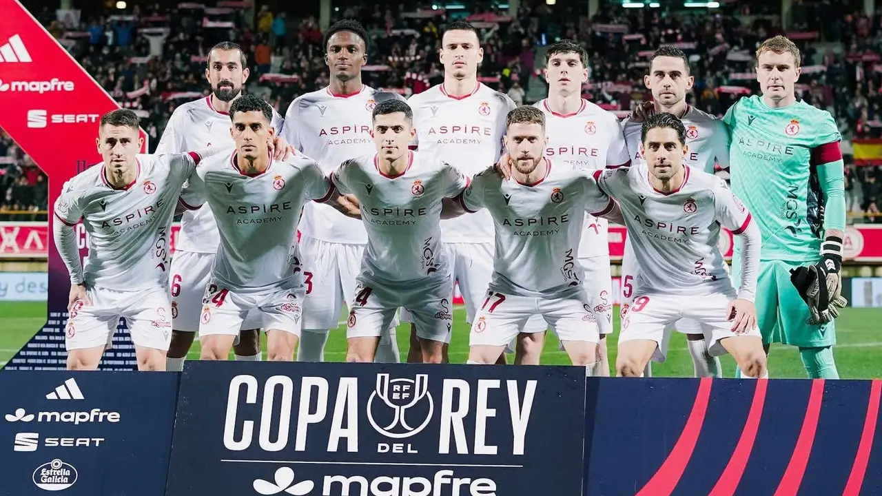 Equipo inicial de la Cultural, este martes en el Reino de Le&oacute;n.