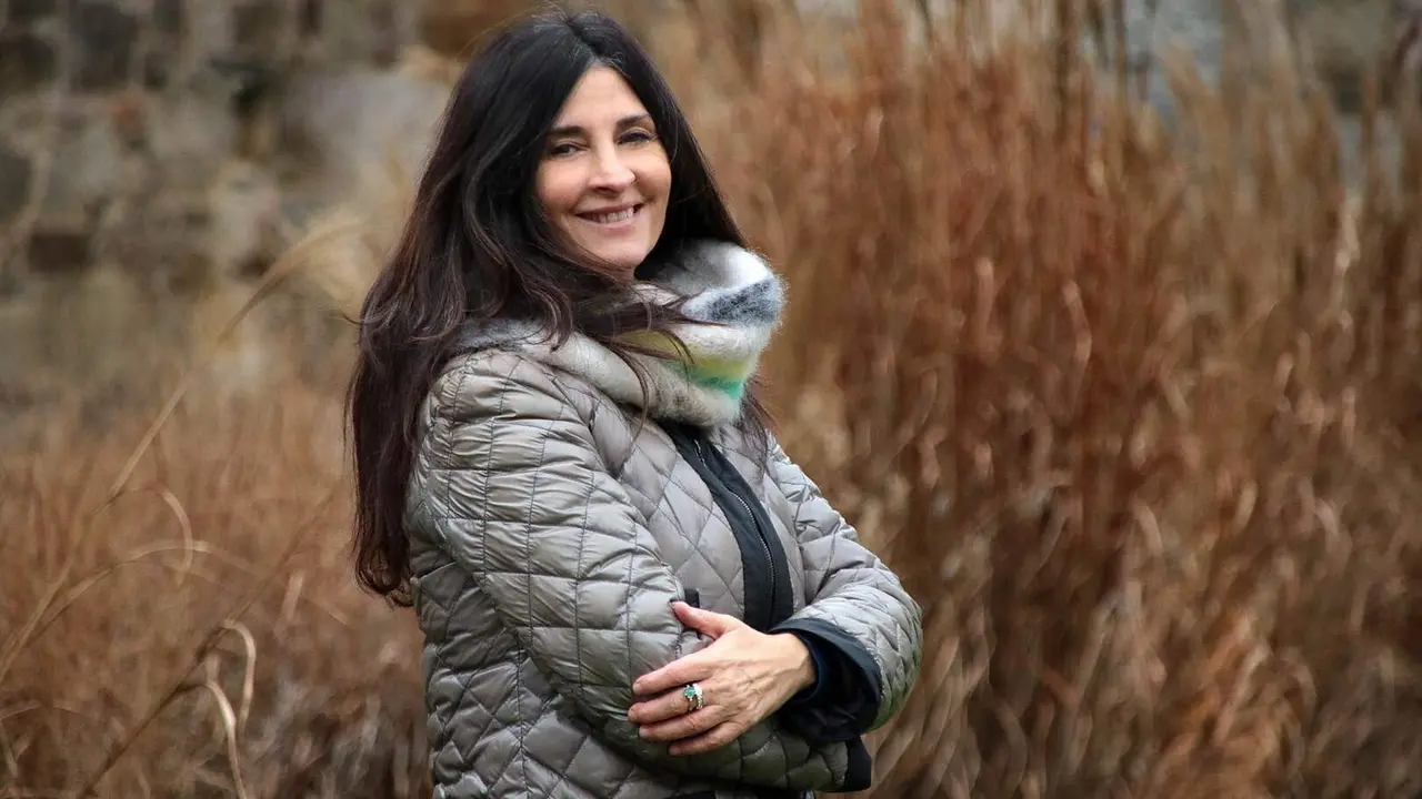 La periodista leonesa Cristina Fanjul publica su primera novela, "La isla de Garibaldi". Foto: Peio Garc&iacute;a.