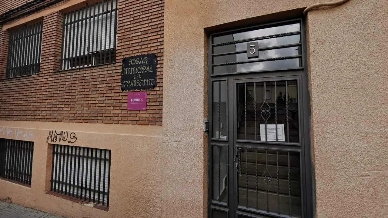 Exterior del Hogar del Transe&uacute;nte de Le&oacute;n.