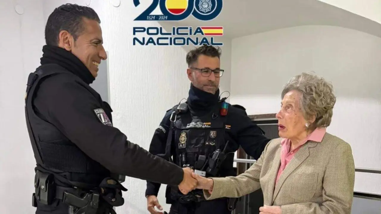 Polic&iacute;a Nacional