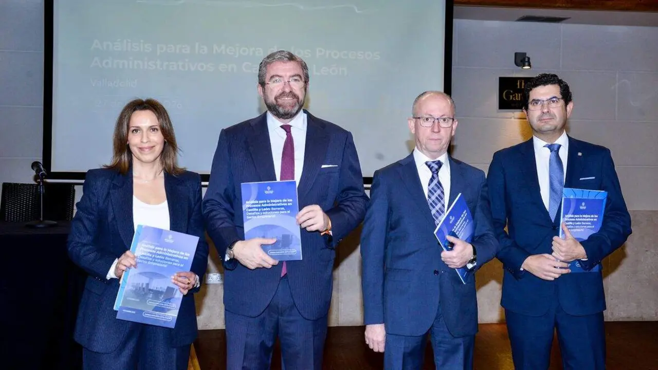 Presentaci&oacute;n de propuestas de simplificaci&oacute;n administrativa por Empresa Familiar. Foto: EFCyL.