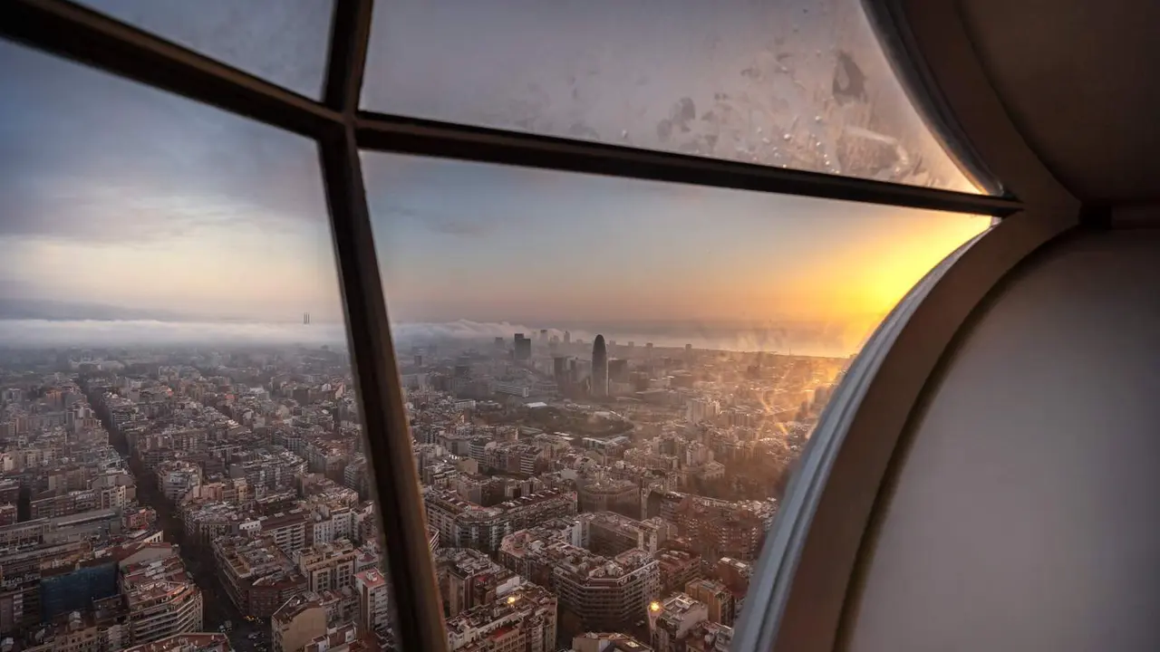 El vidrio fabricado por Tvitec ser&aacute; el&nbsp;gran protagonista visual del mirador de la Sagrada Familia de Barcelona, situado a m&aacute;s de&nbsp;170 metros de altura, y desde el que se podr&aacute; contemplar la ciudad. Las obras del espectacular templo dise&ntilde;ado por Antonio Gaud&iacute; est&aacute;n a punto de culminar. Foto: Sagrada Familia.