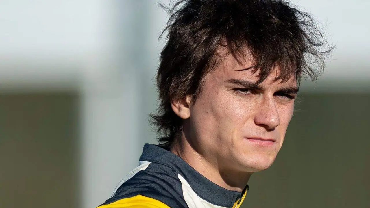 Slavy, en una imagen de archivo con el Villarreal.