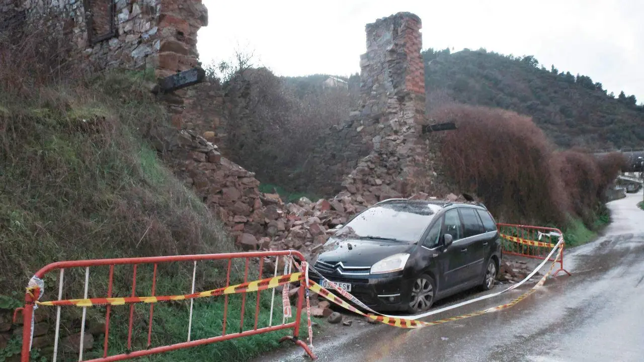 Aumento del caudal de los r&iacute;os Sil y Boeza a su paso por Ponferrada. Foto: C&eacute;sar S&aacute;nchez