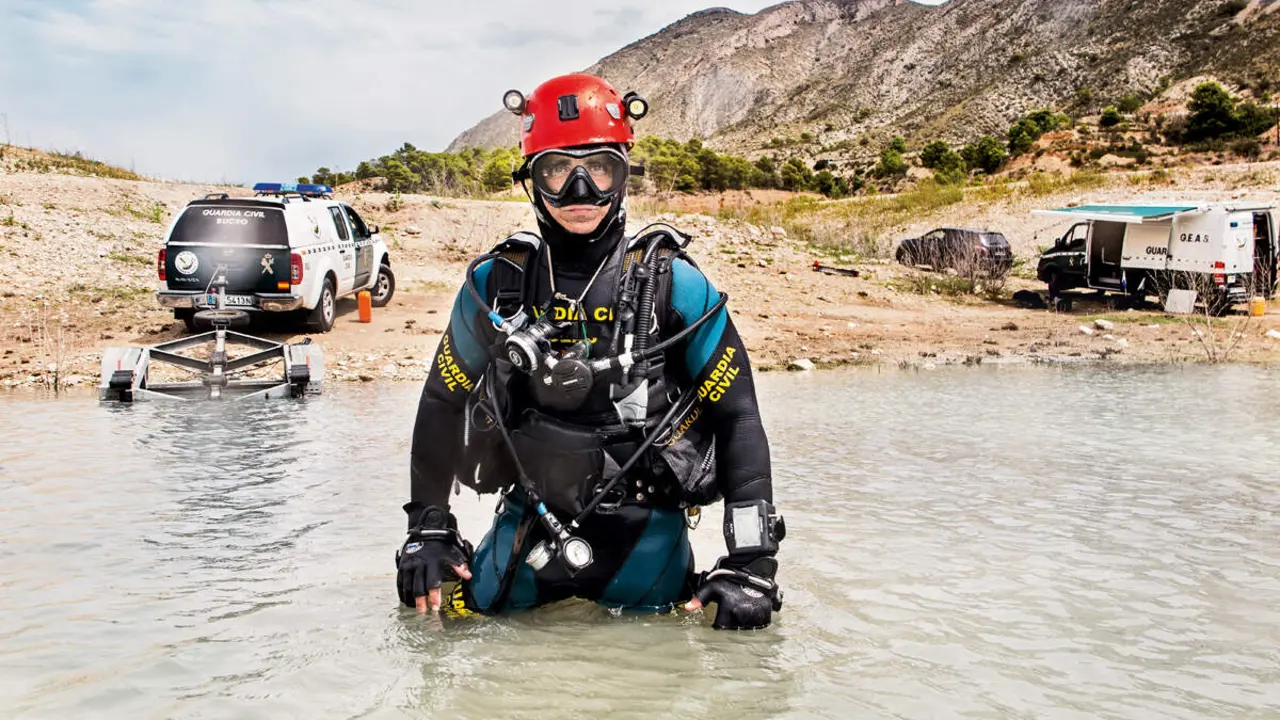 Un total de 19 nuevos guardias civiles especialistas de buceo finalizan su formaci&oacute;n en Le&oacute;n.