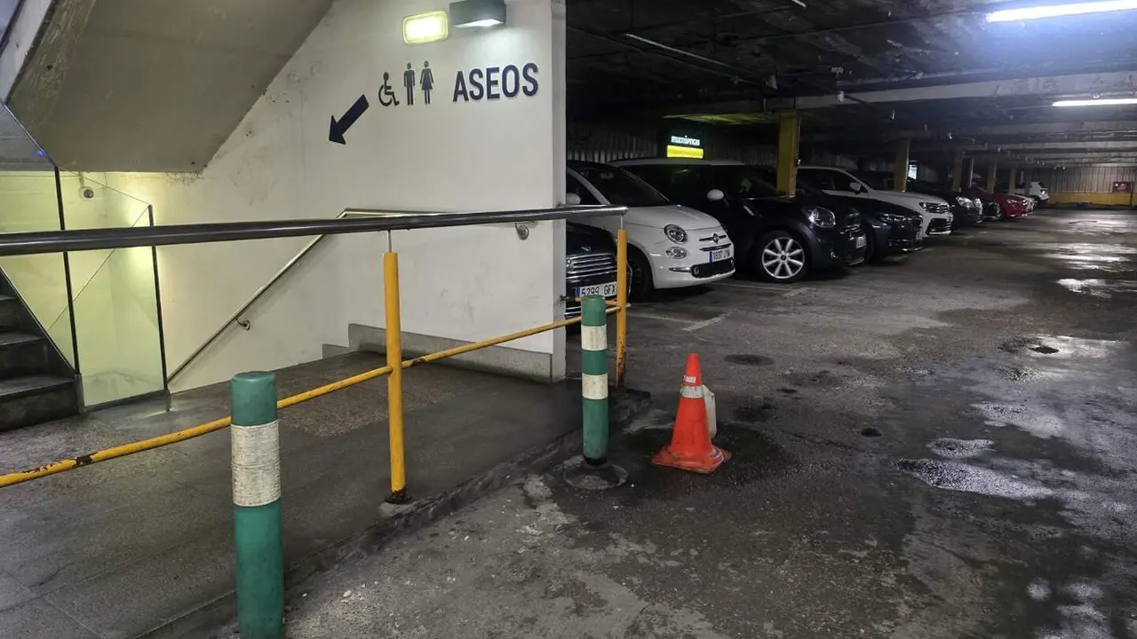 El PP denuncia el estado de abandono del parking de San Marcelo cuando el PSOE anunci&oacute; que las obras comenzar&iacute;an el pasado 1 de diciembre. Foto cedida por el PP de Le&oacute;n.