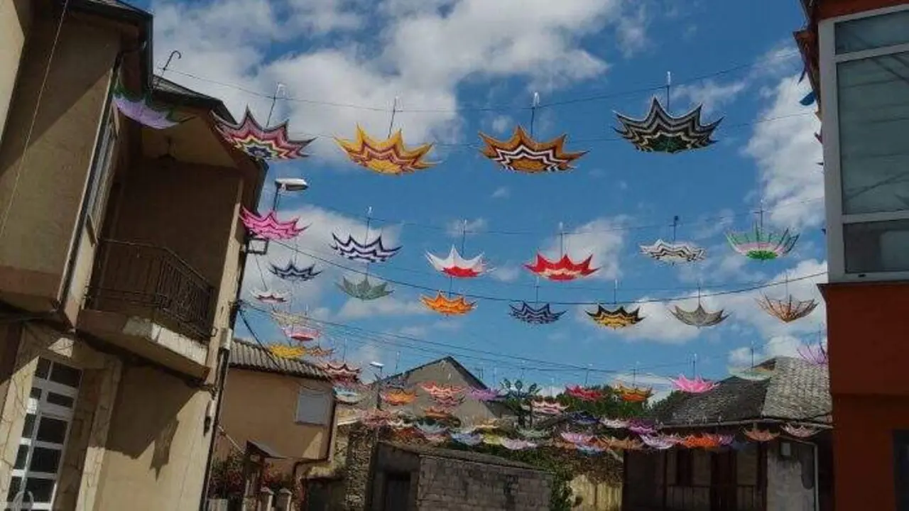 La localidad berciana de Toral de los Vados en una imagen de archivo. Foto: EBD