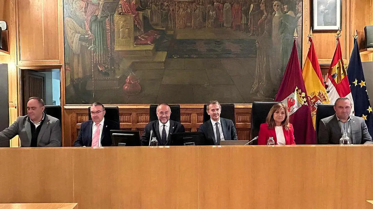 Tres de cada cuatro empresas ven clave la infraestructura y la Diputaci&oacute;n la impulsa ante Aena al entender que el de las empresas consultadas considera que esta infraestructura ser&iacute;a &uacute;til para el desarrollo de su actividad.