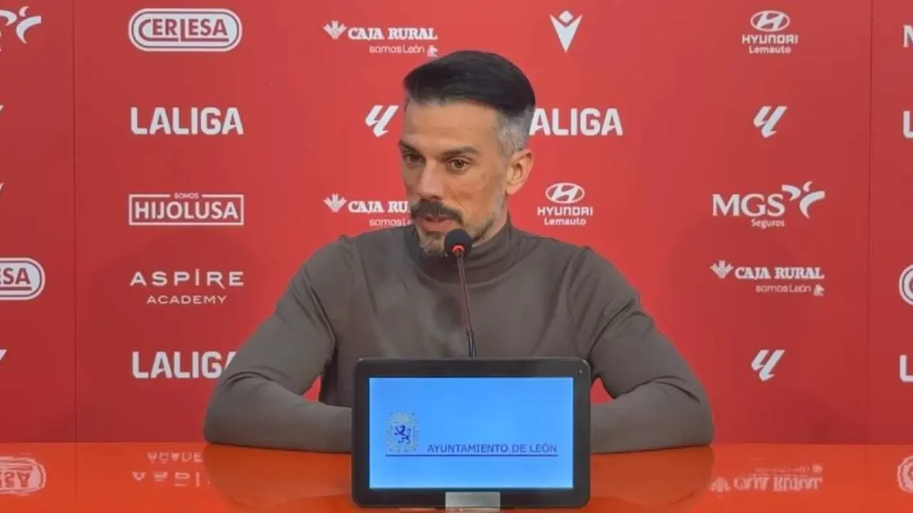 Rub&eacute;n de la Barrera, este viernes, durante su rueda de prensa.