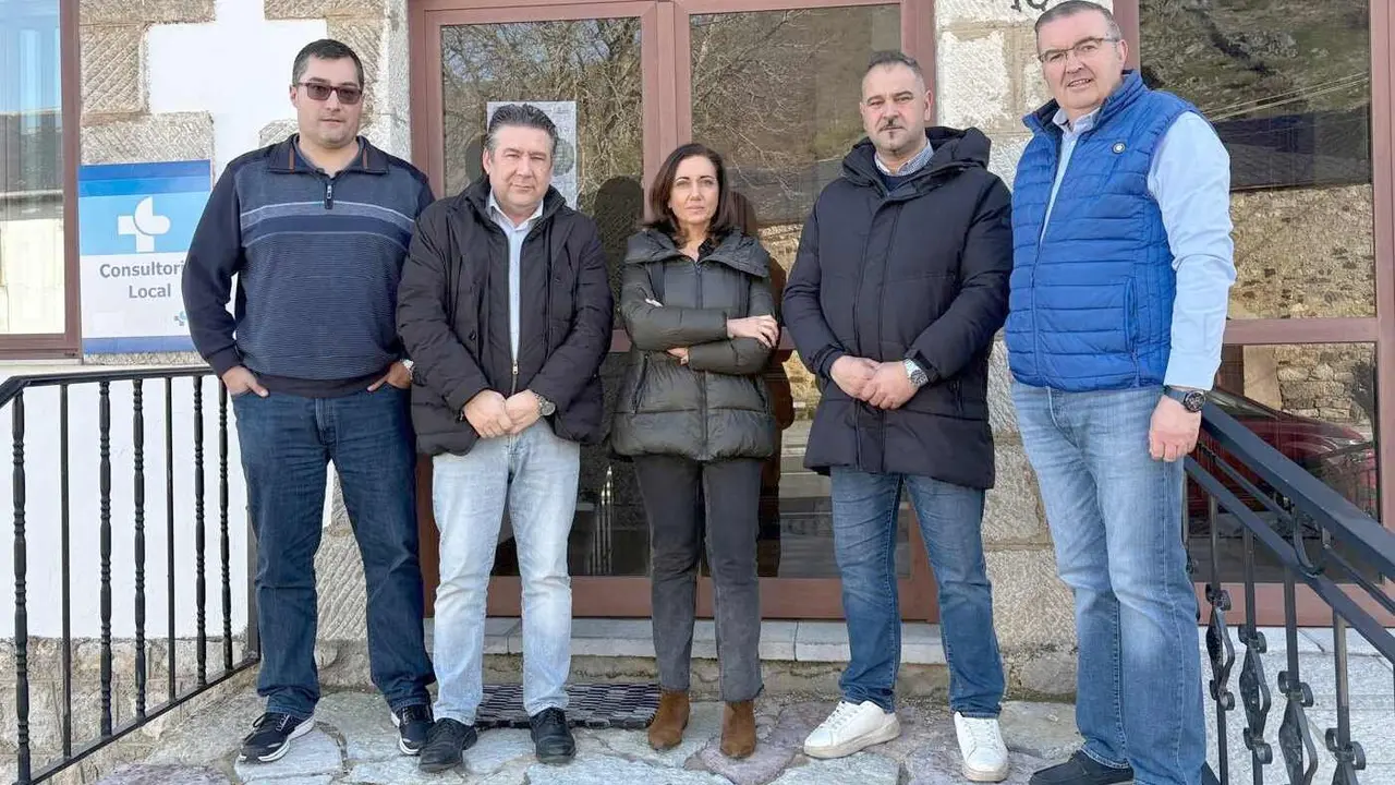 Consultorio de Cabrillanes sin m&eacute;dico (6)