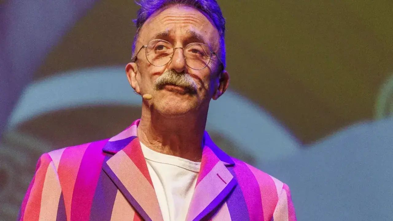 El c&oacute;mico Santi Rodr&iacute;guez durante un espect&aacute;culo de '&iquest;Nos damos un viaje?'