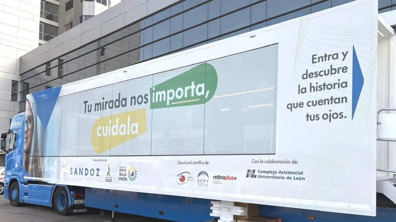 Fundaci&oacute;n ONCE Baja Visi&oacute;n y Sandoz acercan la prevenci&oacute;n ocular al Hospital de Le&oacute;n 1