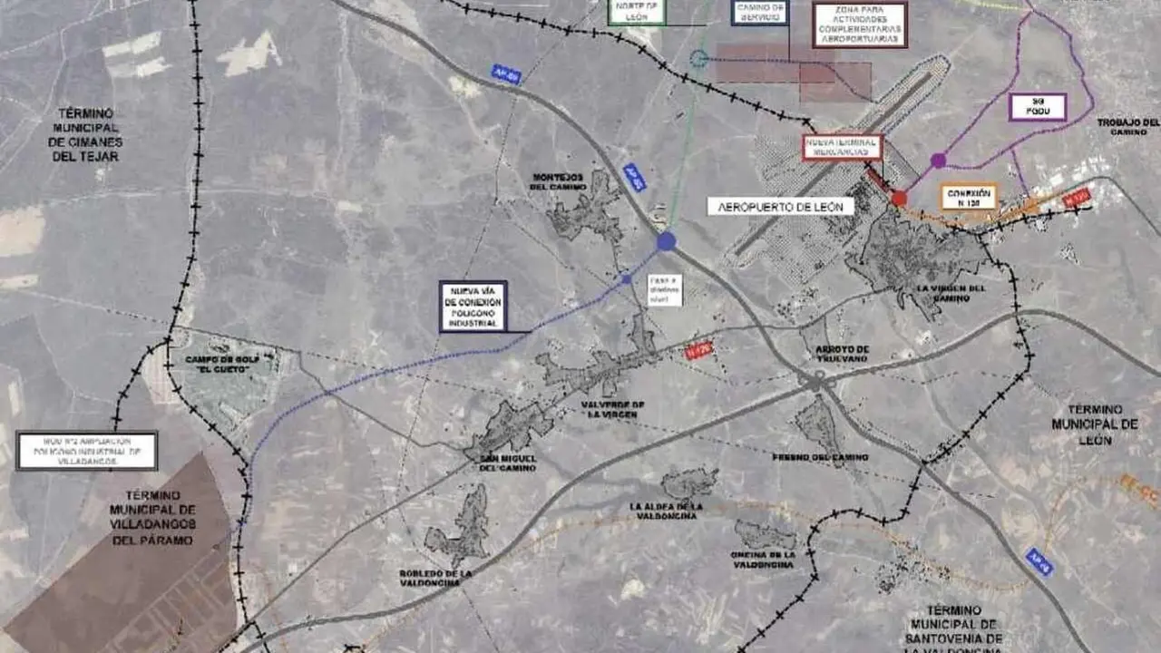 Imagen de los accesos propuestos al Aeropuerto de Le&oacute;n. El primero facilita el acceso de camiones a una posible fuera terminal de carga [marcado en rojo, 17.000 metros]. El segundo descarga de tr&aacute;fico la N-120 y abre "la tan necesaria ronda norte de Le&oacute;n", seg&uacute;n remarca Le&oacute;n Propone.