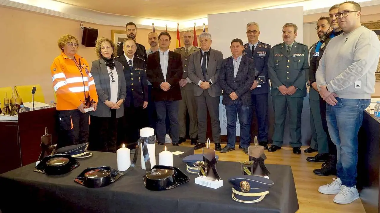 El Ayuntamiento de Valencia de Don Juan conmemor&oacute; el 11 de marzo el D&iacute;a Europeo en Memoria de las V&iacute;ctimas del Terrorismo mediante un acto celebrado en el Sal&oacute;n de Plenos del consistorio.