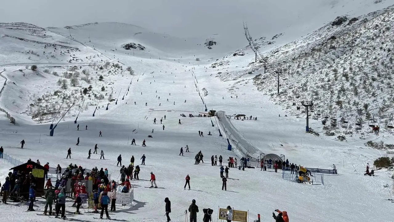 Imagen de la estaci&oacute;n invernal de San Isidro este fin de semana.