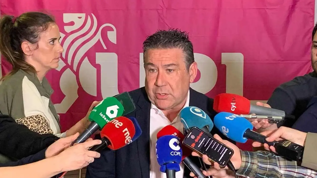 Luis Mariano Santos, en el momento de hacer una valoraci&oacute;n sobre los resultados electorales este 15M.