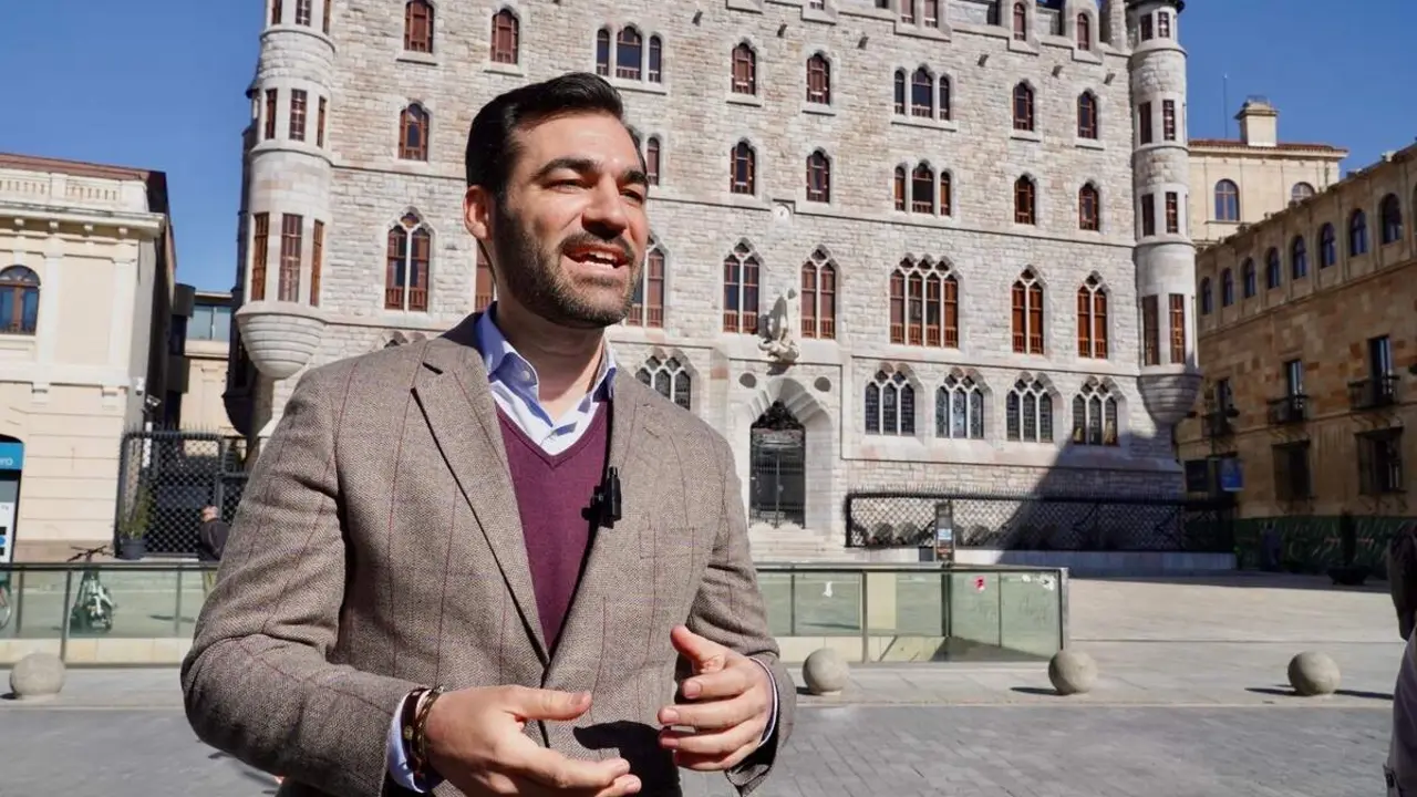 El portavoz del Grupo Municipal del Partido Popular en el Ayuntamiento de Le&oacute;n, David Fern&aacute;ndez, habla sobre cultura y patrimonio municipal