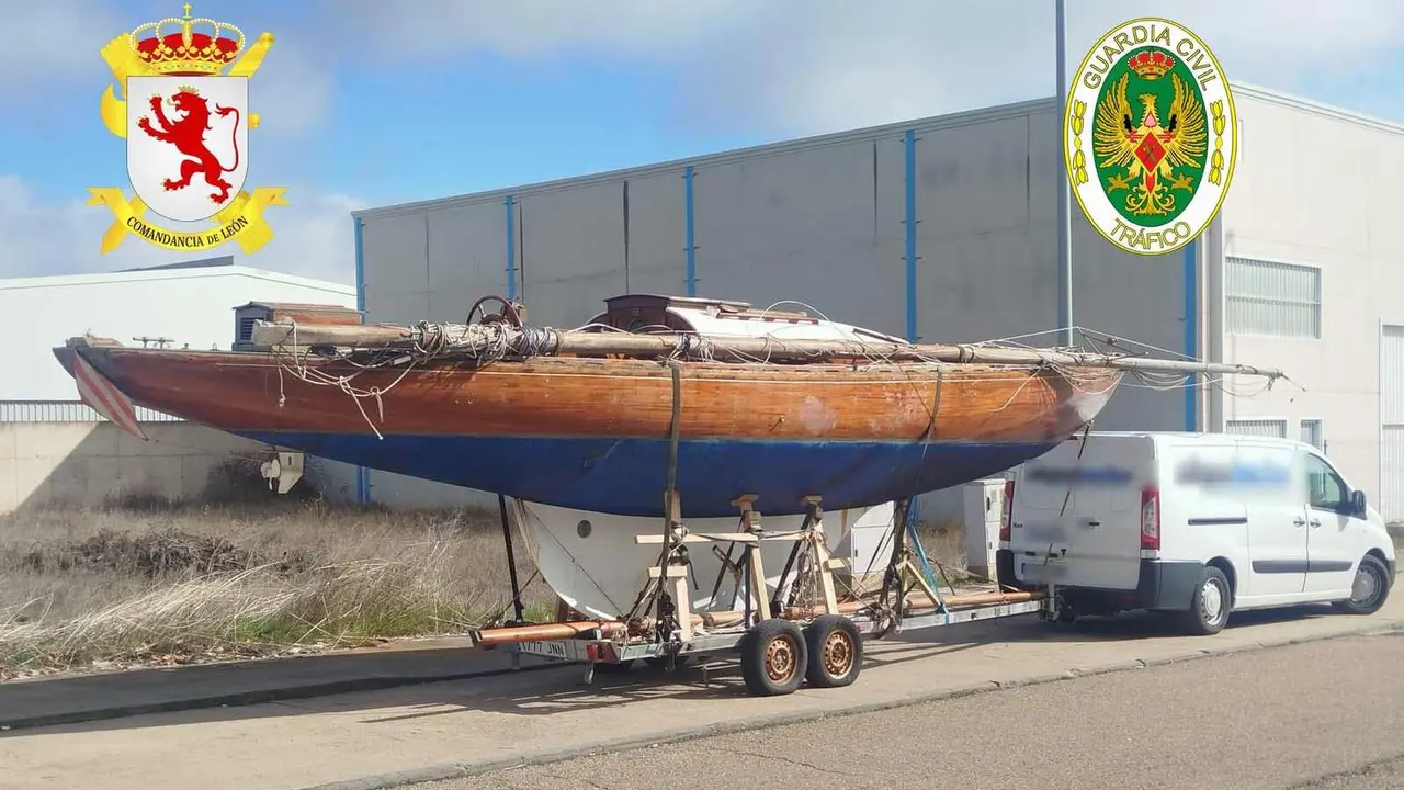 Imagen del trasporte inmovilizado por sus irregulares condiciones.