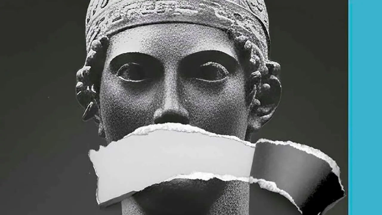 Portada del libro 'Textos robados a la felicidad'.