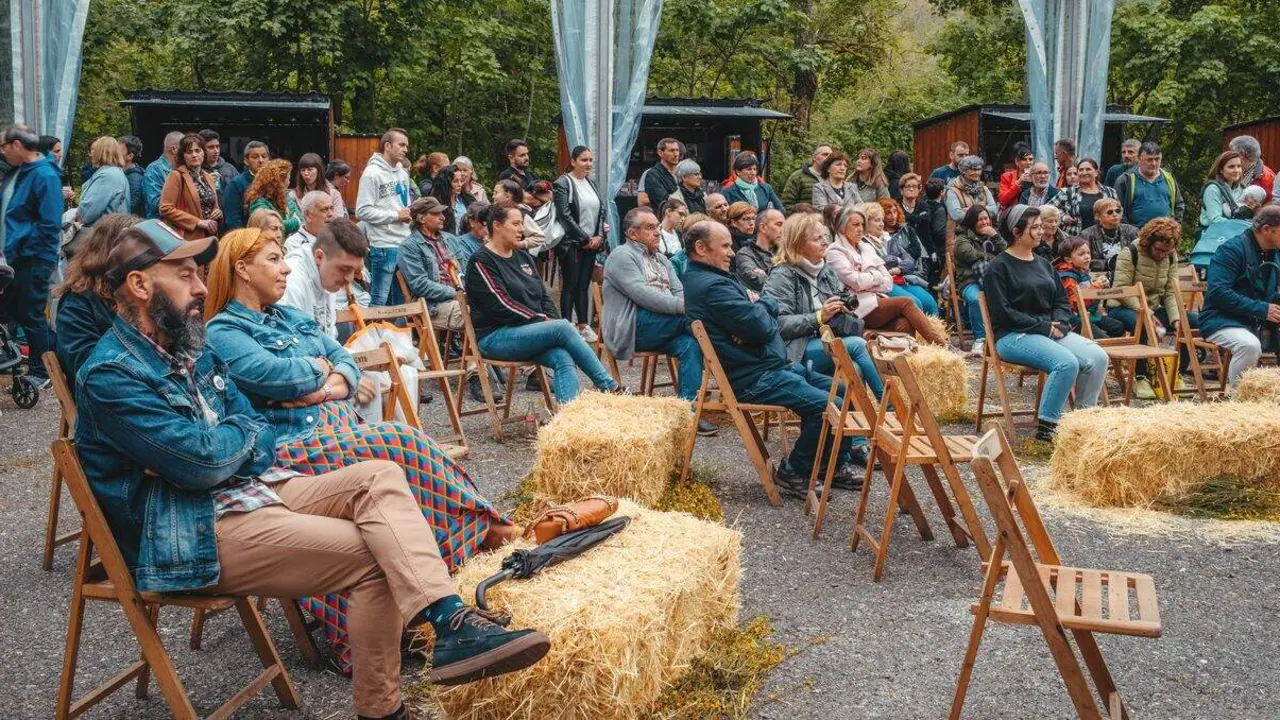 Feria del libro Laciana 25 1