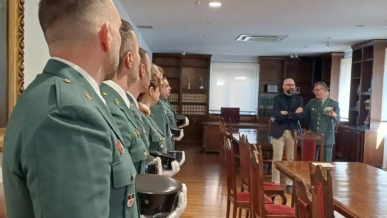 Los nuevos efectivos de la Guardia Civil, durante la recepci&oacute;n institucional.