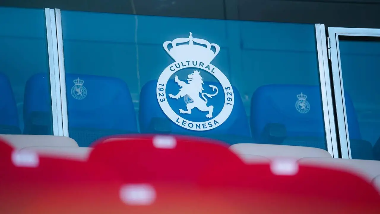 Escudo de la Cultural en el Reino de Le&oacute;n.