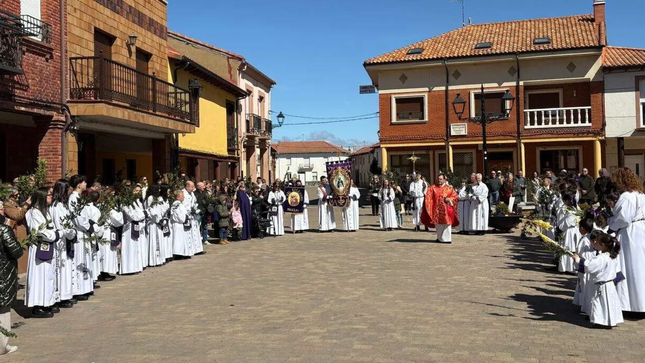 Bendici&oacute;n de las palmas del Domingo de Ramos en Santa Marina del Rey.