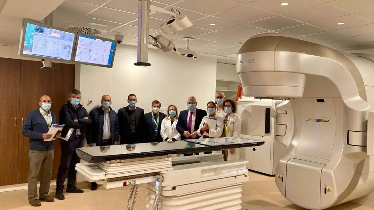 Imagen de archivo de la recepci&oacute;n del acelerador lineal del Caule. Foto: Sacyl.