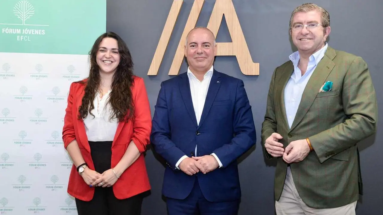 foto firma convenio EFCL Abanca 3