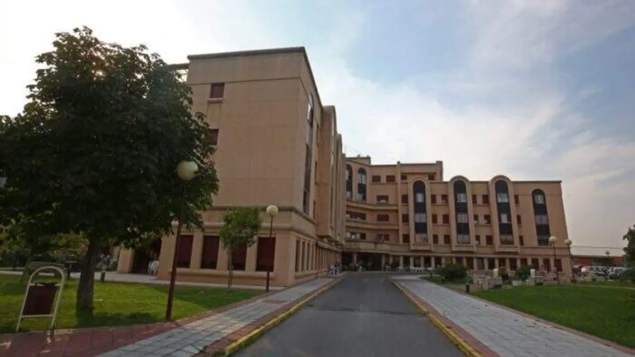 Residencia de mayores de Flores del Sil. Foto: C&eacute;sar S&aacute;nchez.