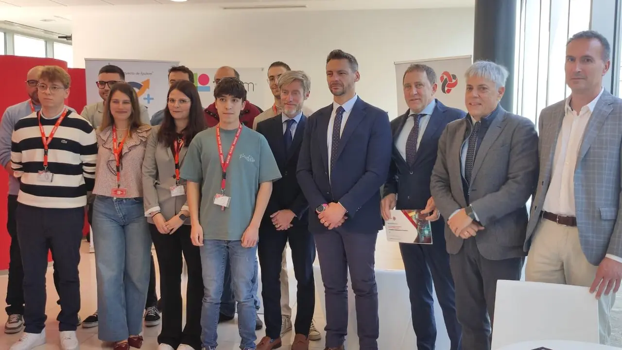 ECyL y Proconsi impulsan el talento joven con formaci&oacute;n en Ciberseguridad e Inteligencia Artificial. Foto: M.A.G.