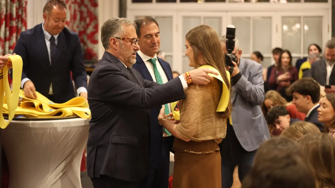 Poll&aacute;n, en la graduaci&oacute;n del Pe&ntilde;adorada: "Que el trabajo os haga libres, no esclavos". Foto: Cortes de CyL.
