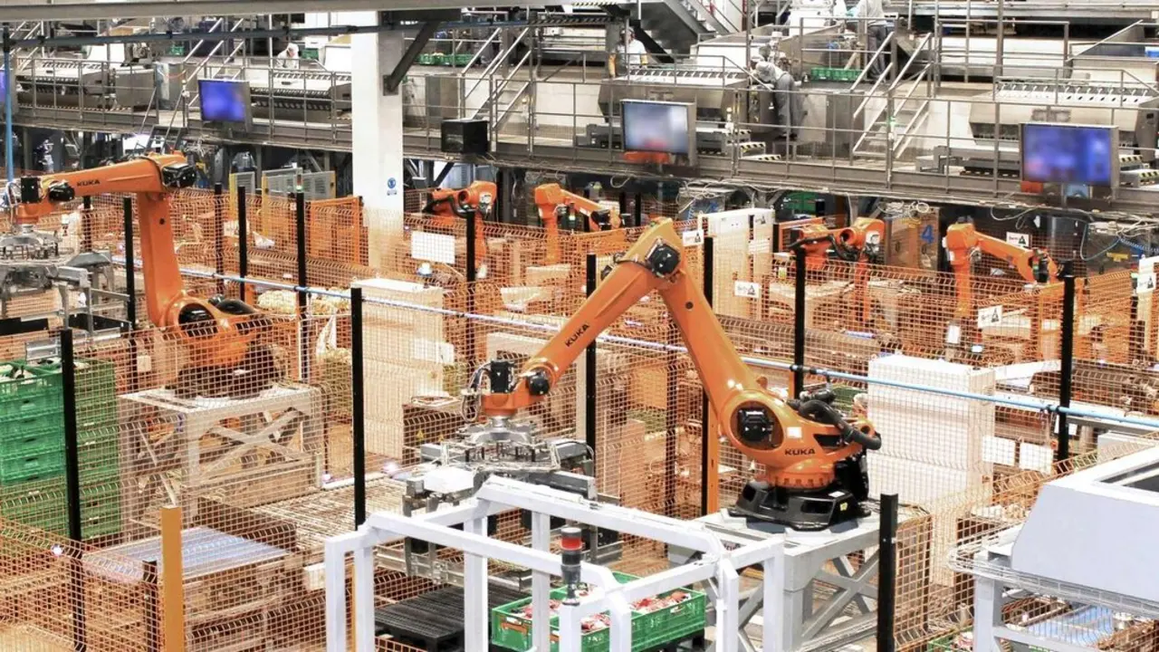 Imagen de la planta de producci&oacute;n de Somos Hijolusa en Le&oacute;n.