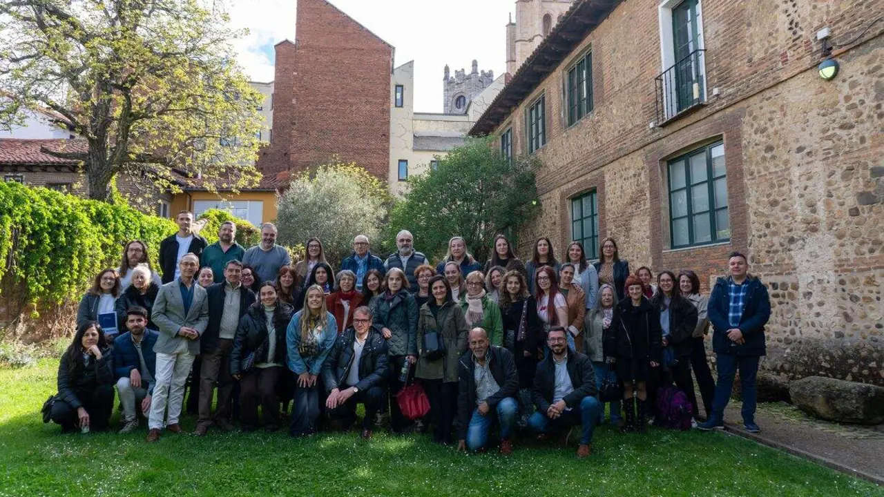 La Fundaci&oacute;n Alimerka reuni&oacute; este martes en Le&oacute;n a entidades leonesas y zamoras beneficiarias de sus ayudas 2026.