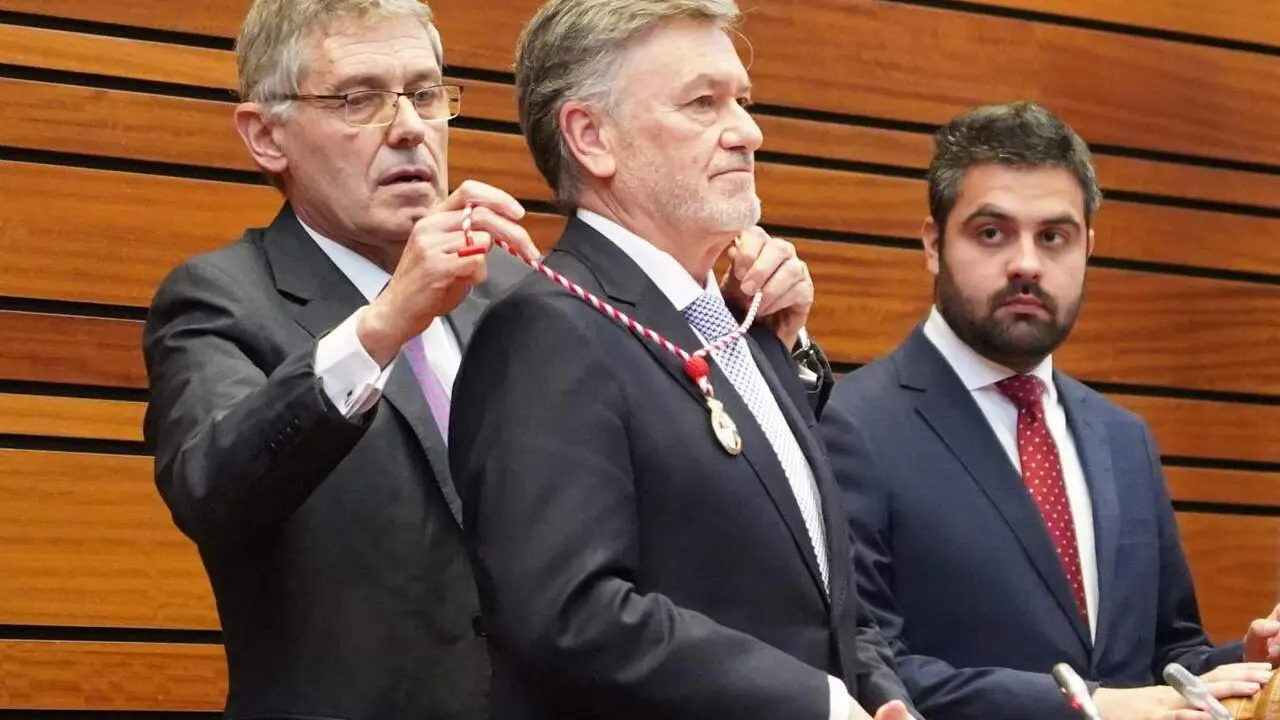 Sesi&oacute;n constitutiva de las Cortes de Castilla y Le&oacute;n de la XII Legislatura. Foto: Leticia P&eacute;rez