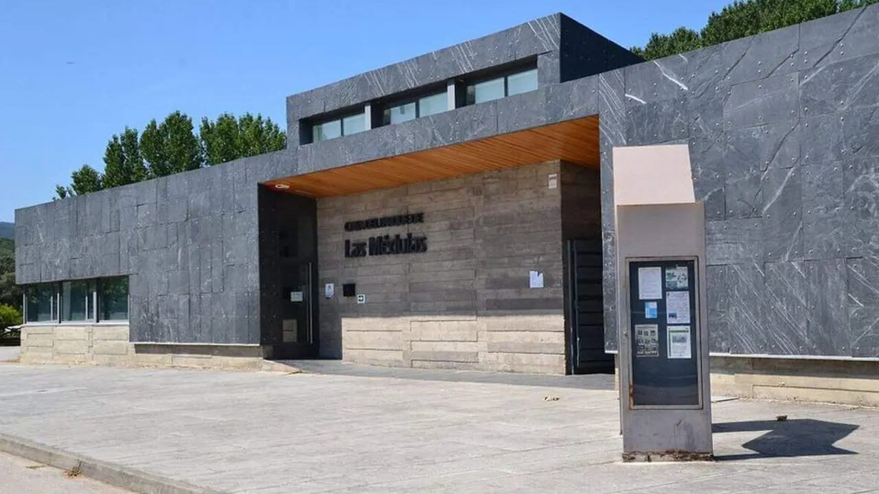 Casa del paqrue de Carucedo