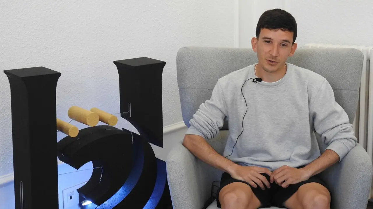 Luis Chac&oacute;n, durante la entrevista en Heraldo de Le&oacute;n.