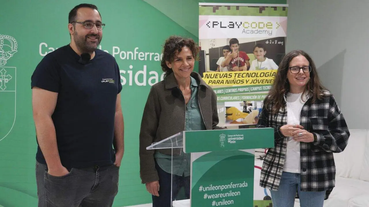 Presentaci&oacute;n del Campus Tecnol&oacute;gico de verano 'Aventura STEAM: viaje en el tiempo'