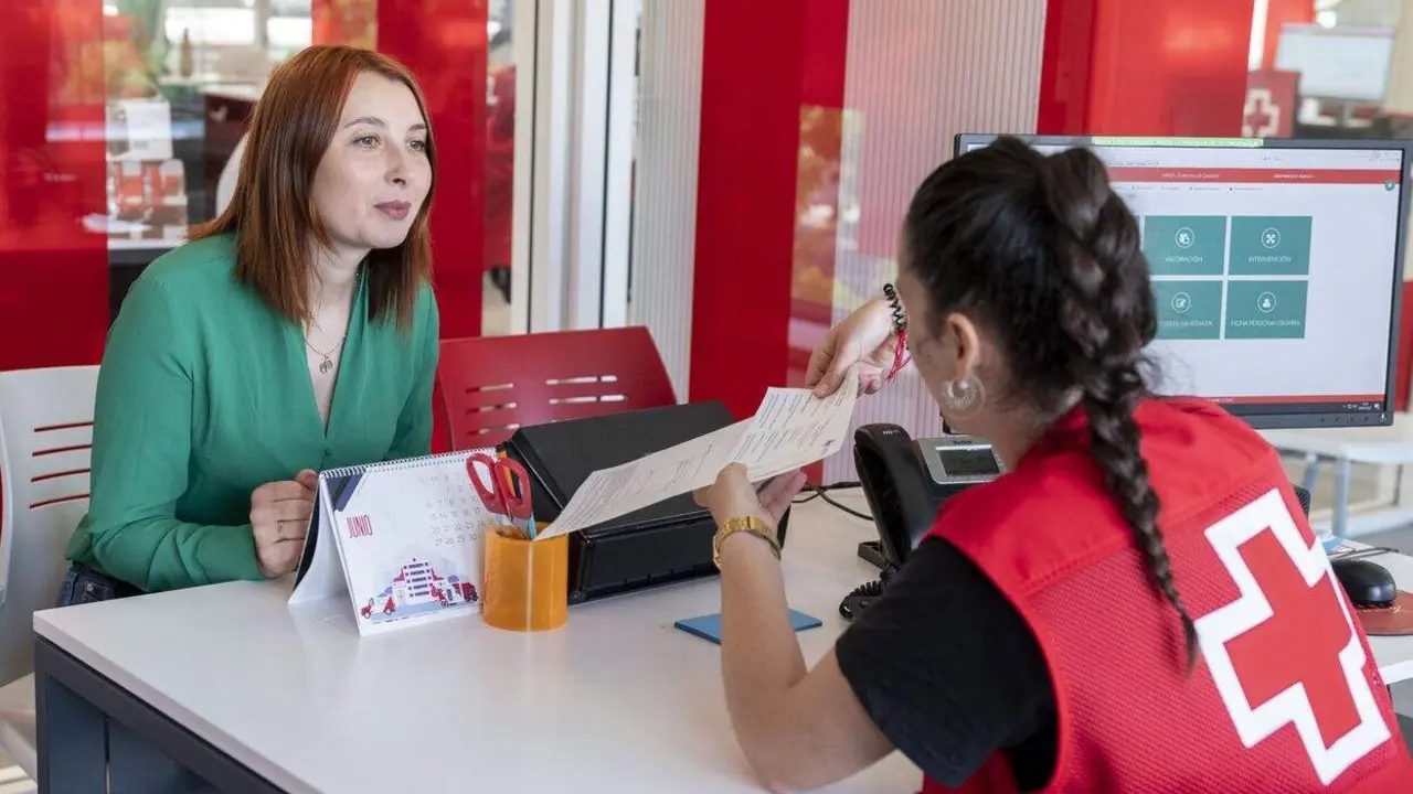 empleo cruz roja