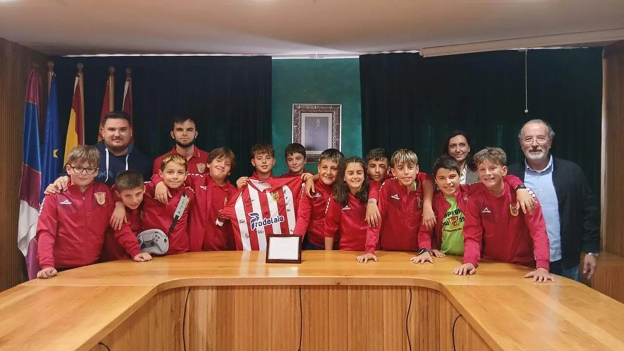 ATL&Eacute;TICO PARAM&Eacute;S ALEV&Iacute;N