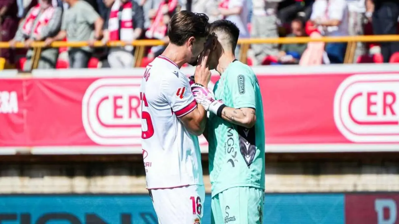 Empate ag&oacute;nico en el Reino de Le&oacute;n. Un gol de Sergi Maestre en el descuento evita la derrota ante el C&aacute;diz (2-2).