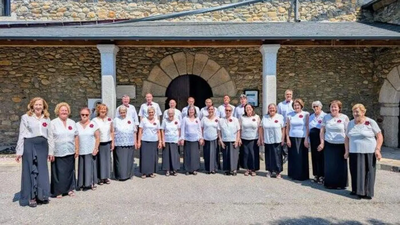 El coro Pin Pin de Folgoso de la Ribera.
