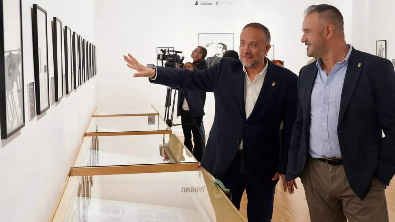 El ILC rinde un &ldquo;merecido homenaje&rdquo; a &ldquo;una de las voces m&aacute;s brillantes e influyentes&rdquo; con la exposici&oacute;n &lsquo;Umbral, trazo a trazo&rsquo;. Fotos: Campillo.